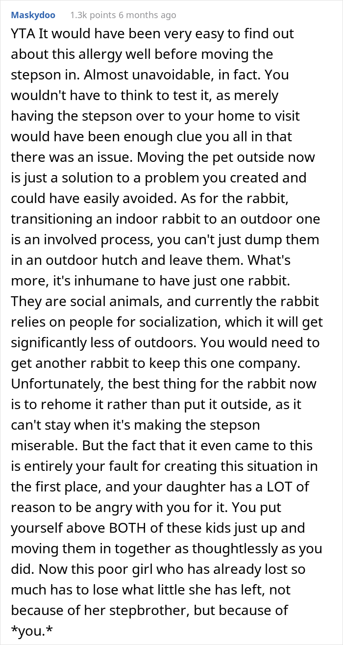“Am I The Jerk For Making My Daughter Move Her Pet Rabbit Outside Due To My Stepson’s Allergies?” “Am I The Jerk For Making My Daughter Move Her Pet Rabbit Outside Due To My Stepson’s Allergies?”