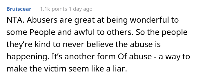 Woman Moves Out The Night She Turns 18 Because She Can’t Stand Her Dad As She Realized Her Parents Divorced Because He Was So Mean To Her Woman Moves Out The Night She Turns 18 Because She Can’t Stand Her Dad As She Realized Her Parents Divorced Because He Was So Mean To Her