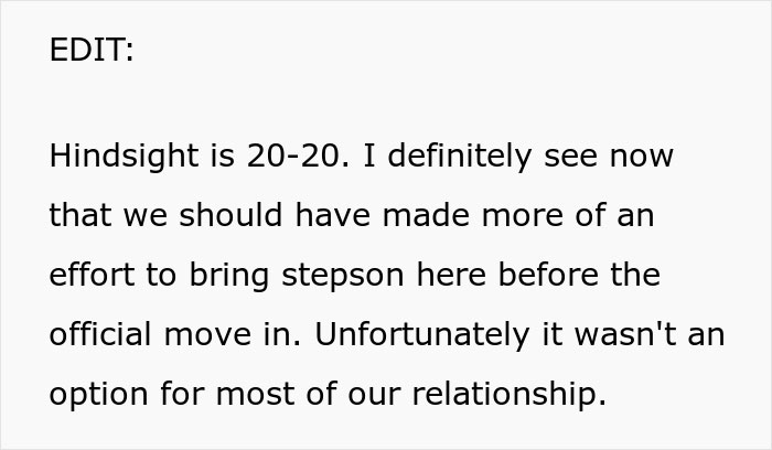 “Am I The Jerk For Making My Daughter Move Her Pet Rabbit Outside Due To My Stepson’s Allergies?” “Am I The Jerk For Making My Daughter Move Her Pet Rabbit Outside Due To My Stepson’s Allergies?”