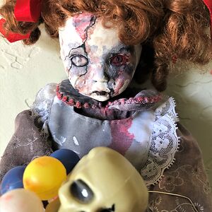 delightfullydarkart avatar