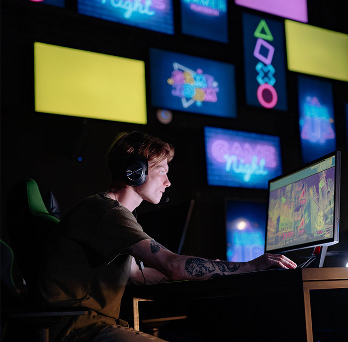 30 Cringy And Embarrassing People Who Got Totally Blindsided By Their Internet 'Fame'