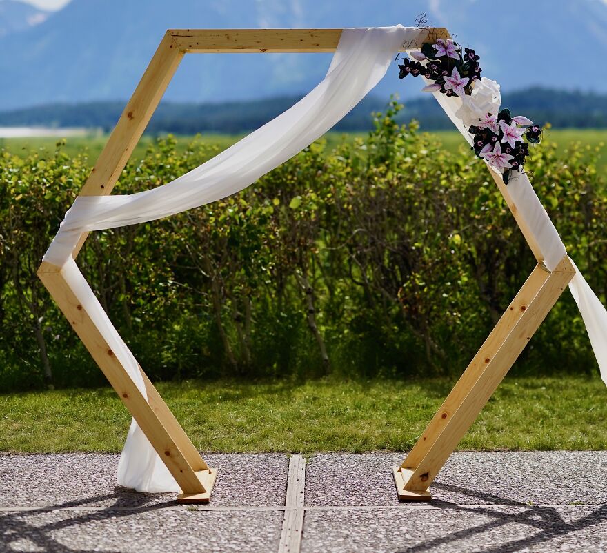 I Crocheted All Of My Own Wedding Flowers