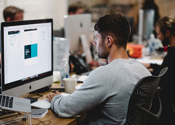 30 People With Emotionally Draining Jobs Share Stories Of Their Best Days At Work