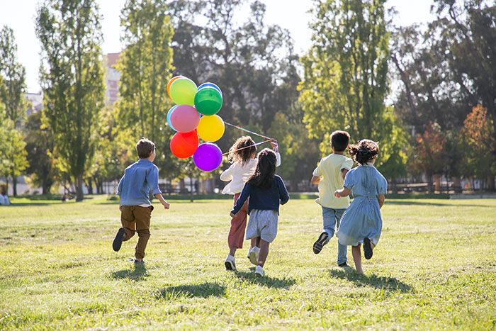 "Don't Be The One To Mess It Up": Entitled Note On Public Park Benches Asks People To Not Sit There Because Of A Kid's Birthday "Don't Be The One To Mess It Up": Entitled Note On Public Park Benches Asks People To Not Sit There Because Of A Kid's Birthday
