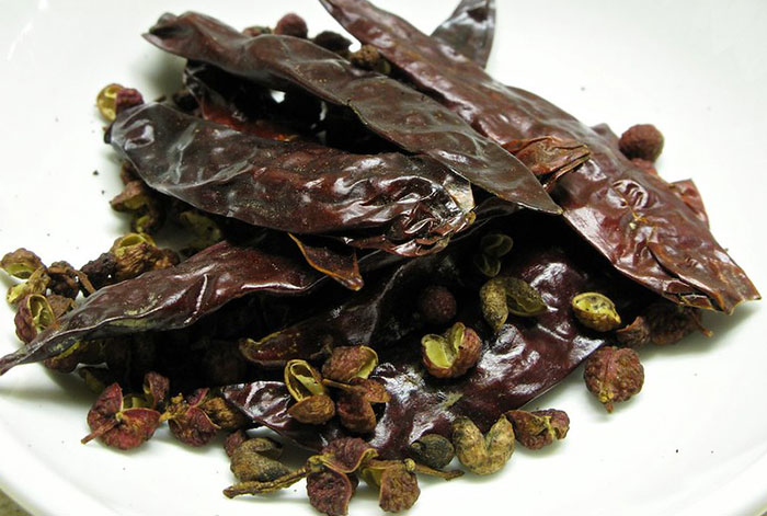 30 "Secret Weapon" Ingredients That Transform Recipes Into Mouth-Watering Meals, As Shared In This Online Thread