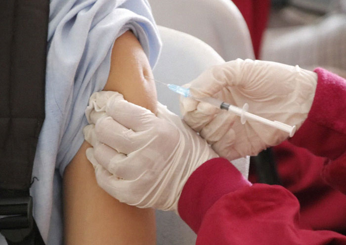 30 Doctors Share The Stupidest Thing They've Heard From People Who 'Read It On The Internet'