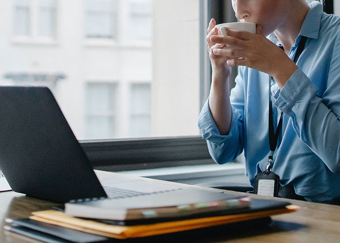 Employee Has Had Enough After Annoying HR Lady Kept Pestering Her About Silly Things And Touching Her