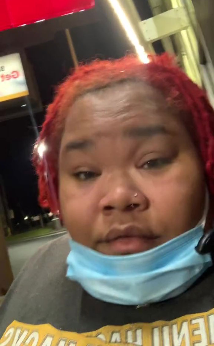 Not Only Does This Customer Try To Pay With A Fake $50 Bill, But Berates The McDonald&rsquo;s Worker Who Doesn&rsquo;t Accept It