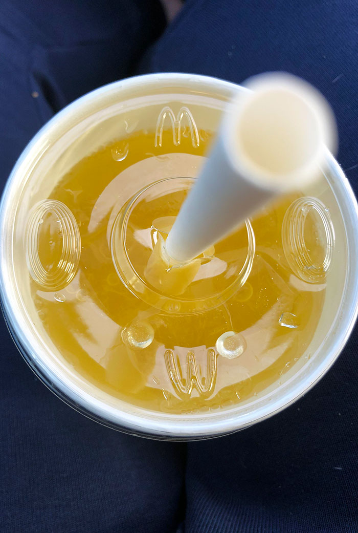 McDonald’s Trying To Save The Environment With Paper Straws But Still Uses The Plastic Lids