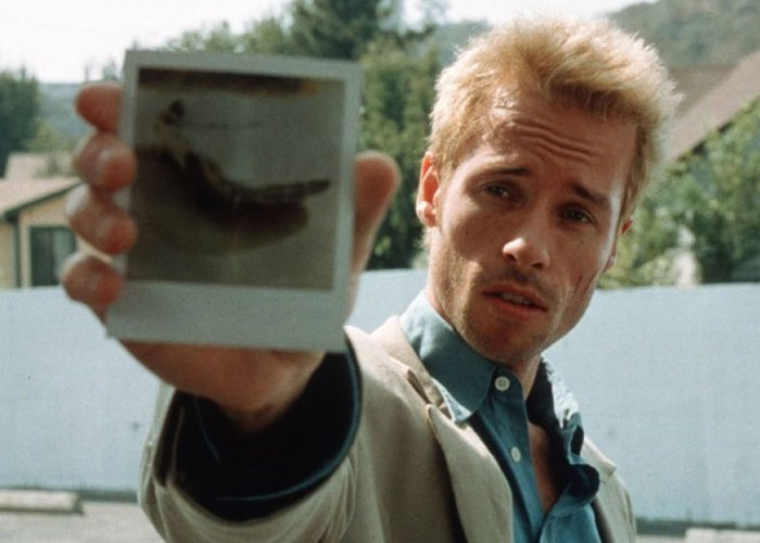 30 Times Clever Foreshadowing In Movies Made People Feel Silly And Shocked After Mistaking It For Poor Filmmaking