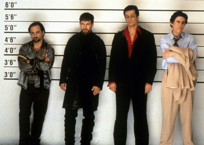 30 Times Clever Foreshadowing In Movies Made People Feel Silly And Shocked After Mistaking It For Poor Filmmaking