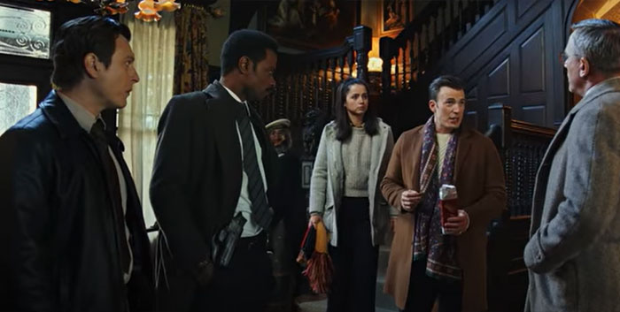 30 Times Clever Foreshadowing In Movies Made People Feel Silly And Shocked After Mistaking It For Poor Filmmaking