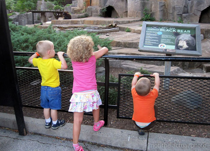Man Gets Mad After Missing A Family Trip Because He Wasn’t Woken Up In Time, Hears The Harsh Truth About Failing To Help The Family