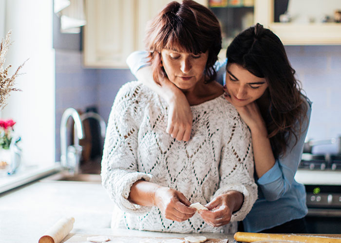 Someone Asked People Who Are 40+ To Share Their Best Advice For People In Their 20s, 30 Deliver