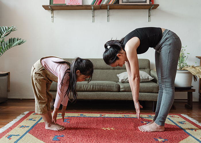 Someone Asked People Who Are 40+ To Share Their Best Advice For People In Their 20s, 30 Deliver