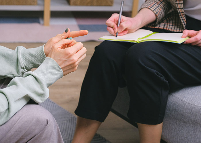 Someone Asked People Who Are 40+ To Share Their Best Advice For People In Their 20s, 30 Deliver