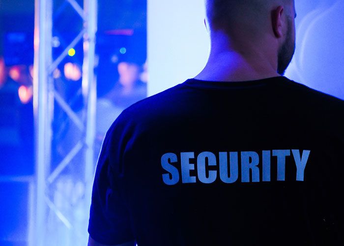 40 People Reveal “Dark Secrets” About Their Jobs That Common People Aren’t Supposed To Know