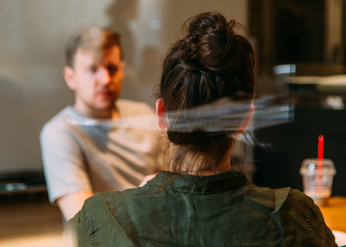 25 Personas revelan “secretos oscuros” de sus trabajos que la gente no debería conocer