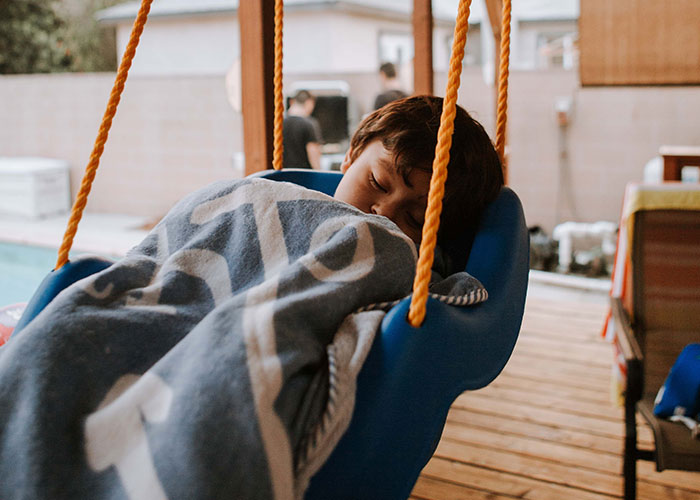 30 People Share The Funniest Things They’ve Heard Their Partners Say In Their Sleep