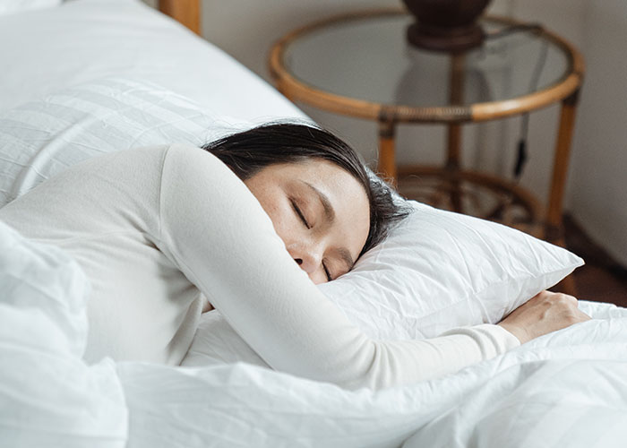 30 People Share The Funniest Things They’ve Heard Their Partners Say In Their Sleep