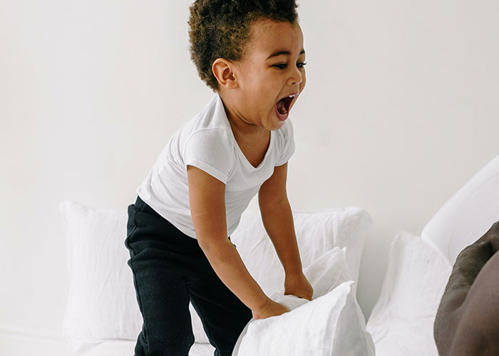 30 People Share The Funniest Things They’ve Heard Their Partners Say In Their Sleep