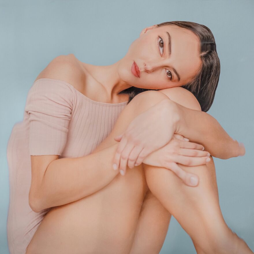 Using Clear Water I Create Abstract Portraits And Break The Stereotype Of Beauty