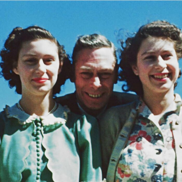 Queen-Elizabeth-Younger-Photos