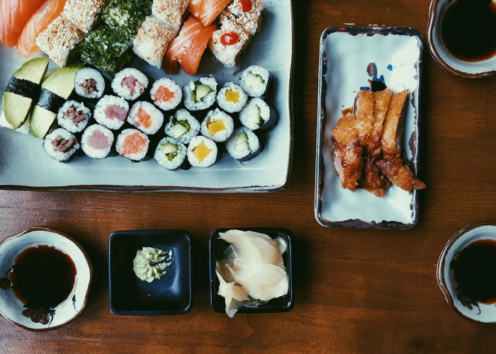 Restaurant And Bar Employees Reveal 30 Shady Cost-Saving Secrets The General Public Is Not Aware Of