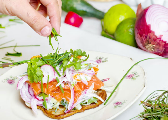 Restaurant And Bar Employees Reveal 30 Shady Cost-Saving Secrets The General Public Is Not Aware Of