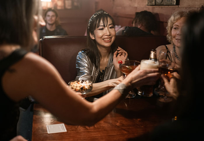 People Are Sharing 23 Safety Tips For Young Women Out Partying