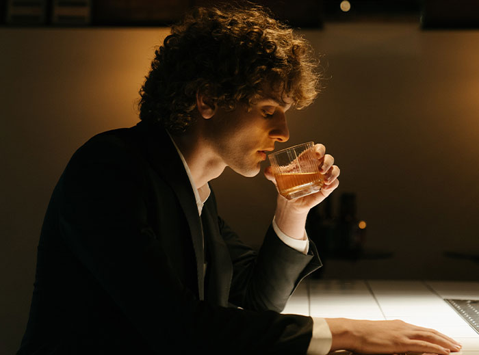 People Are Sharing 23 Safety Tips For Young Women Out Partying