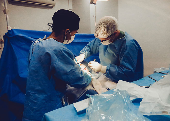 30 People Who Watch Security Cameras For A Living Are Sharing The Worst Things They’ve Caught On Them