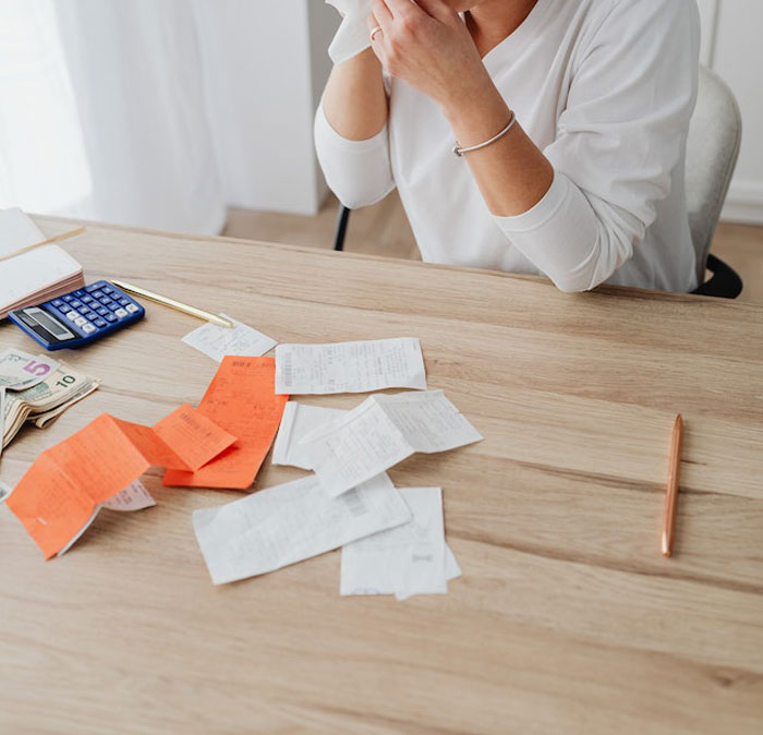 “What Are Americans Not Ready To Hear?”: 40 People Share Honest Answers