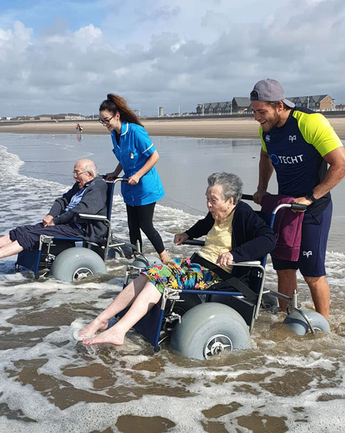 Señoras y Señores ¡vamos a la playa!