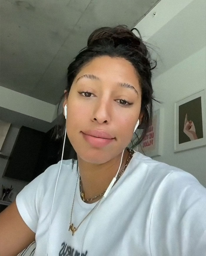 TikToker Says She Was Not Prepared For What It Takes To Be Promoted In The Corporate World, Sparks A Discussion