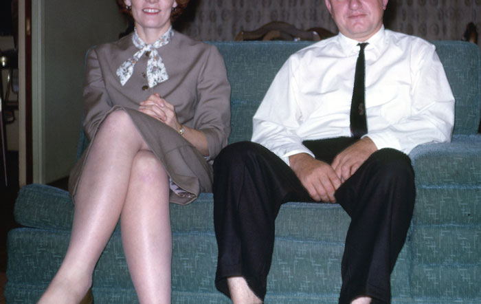 Mom Thinks Her Daughter Should Support Her Financially As She Did For Her As A Child, The Internet Disagrees