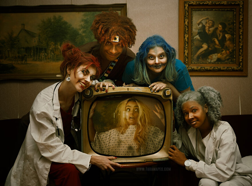 What If Alice Was Really Insane? I Went To An Old Asylum And Created A Photoshoot To Tell A Different Story About Alice And Her "Wonderland" (23 Pics)