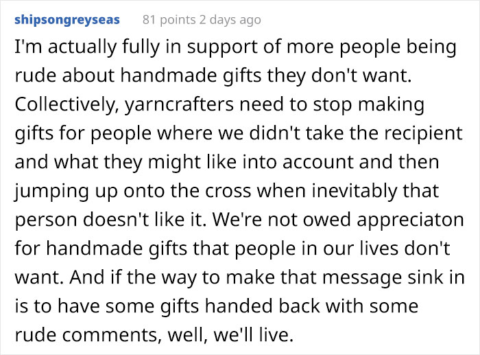 Woman Crochets A Blanket For 900 Hours As A Gift For Friend's Son, He Gives it Back To Her, The Internet Is Divided Woman Crochets A Blanket For 900 Hours As A Gift For Friend's Son, He Gives it Back To Her, The Internet Is Divided