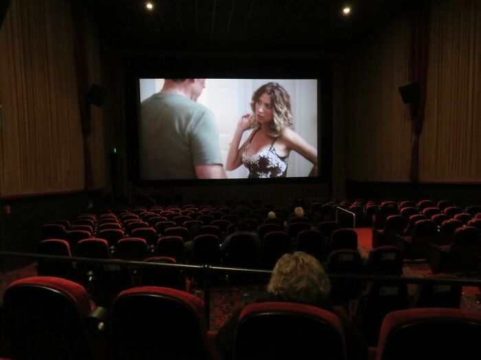 30 Things That Immediately Make People Angry Because They Are So Annoying, As Shared In This Online Group