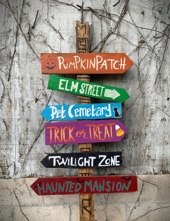 Directional Halloween Signs