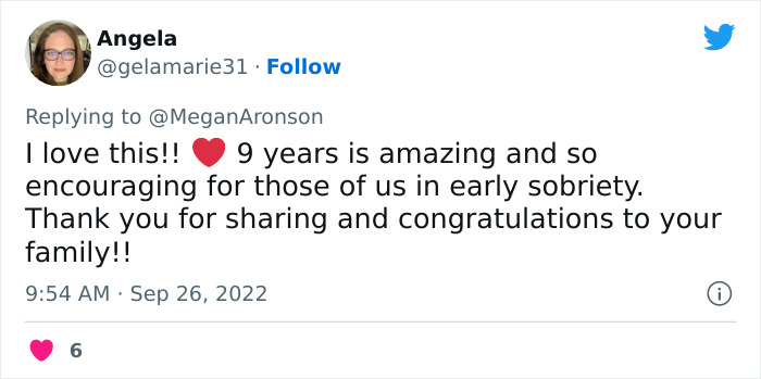 Dad Celebrates His 9-Year Sobriety Anniversary With Surprise Gift From Teen Daughter