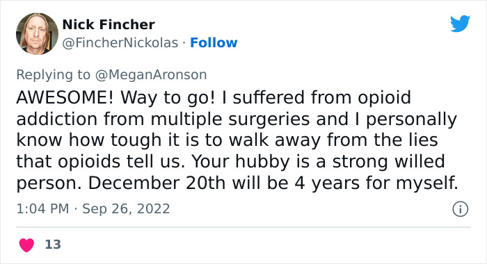 Dad Celebrates His 9-Year Sobriety Anniversary With Surprise Gift From Teen Daughter