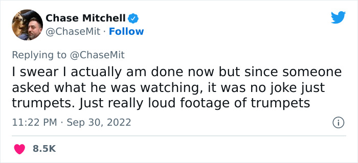 Guy Goes Viral On Twitter With Almost 41K Likes For Revealing How He Got His Phone Stolen While On A Plane