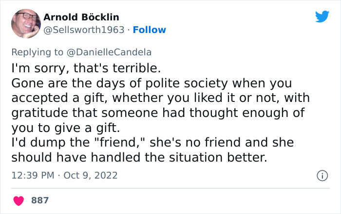 Woman Crochets A Blanket For 900 Hours As A Gift For Friend's Son, He Gives it Back To Her, The Internet Is Divided Woman Crochets A Blanket For 900 Hours As A Gift For Friend's Son, He Gives it Back To Her, The Internet Is Divided