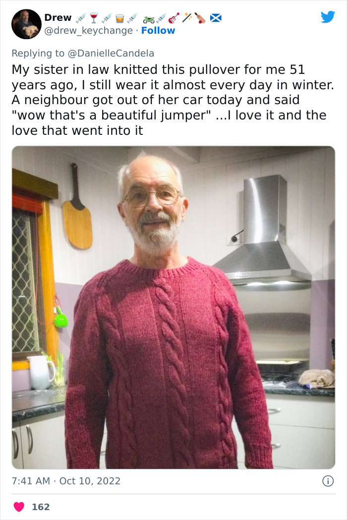 Woman Crochets A Blanket For 900 Hours As A Gift For Friend's Son, He Gives it Back To Her, The Internet Is Divided Woman Crochets A Blanket For 900 Hours As A Gift For Friend's Son, He Gives it Back To Her, The Internet Is Divided