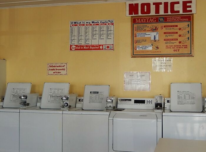 30 Things That Are An Integral Part Of An American House, As Assumed By Non-Americans In This Online Group