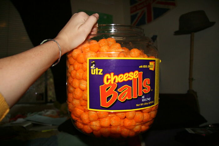 30 Things That Are An Integral Part Of An American House, As Assumed By Non-Americans In This Online Group