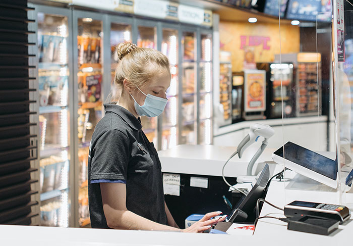 Karen Throws A Fit When Her Son Is Banned From A Gas Station For Stealing, Manager Gladly Shows Her The Tapes