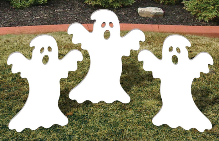 All-Weather Ghostly Trio Yard Decoration
