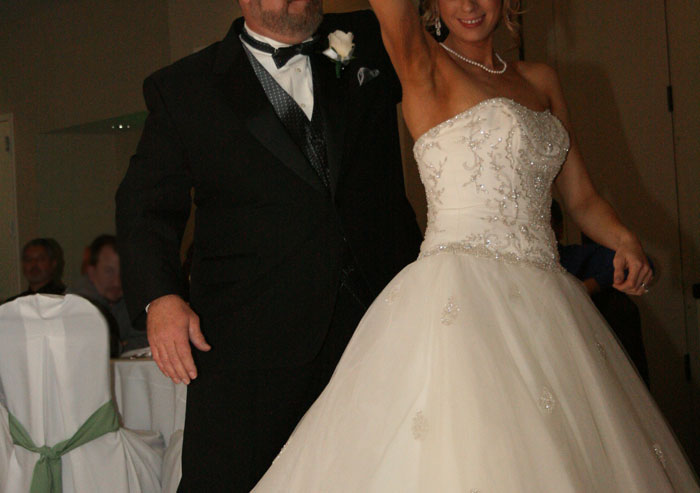 Entitled Man Proposes At His Brother's Wedding, The Groom Takes Brutal Revenge That Ends Up Ruining His Proposal And Relationship 